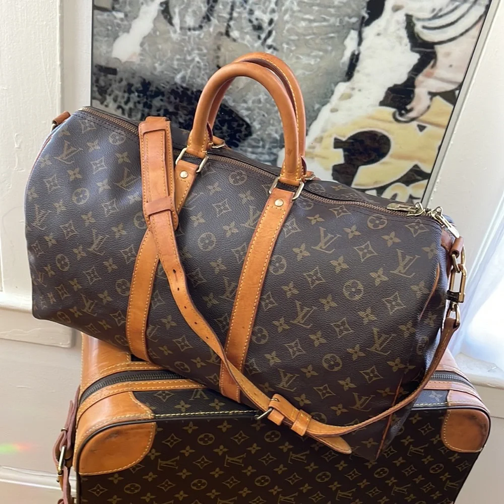 Louis Vuitton Bandouliere Keepall 45 Travel Bag. - Picture 9 of 15